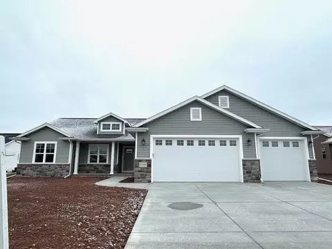n7988 Old Pond Court, Sherwood, WI 54169
