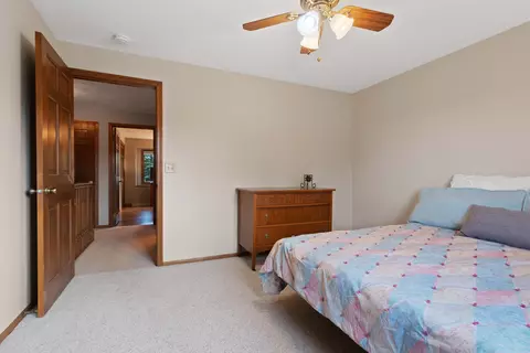 w2588 Colonial Court, Appleton, WI 54915 photo 36