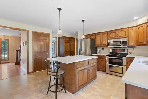 w2588 Colonial Court, Appleton, WI 54915 photo 17