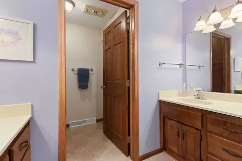 w2588 Colonial Court, Appleton, WI 54915 photo 39