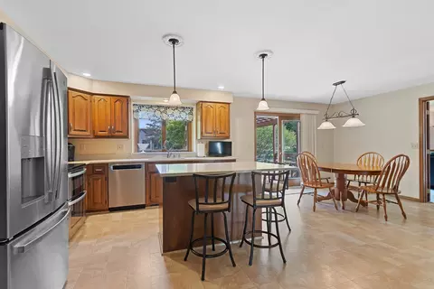 w2588 Colonial Court, Appleton, WI 54915 photo 15