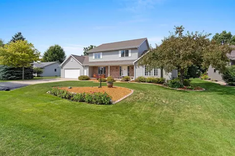 w2588 Colonial Court, Appleton, WI 54915