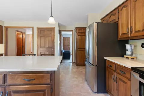 w2588 Colonial Court, Appleton, WI 54915 photo 19