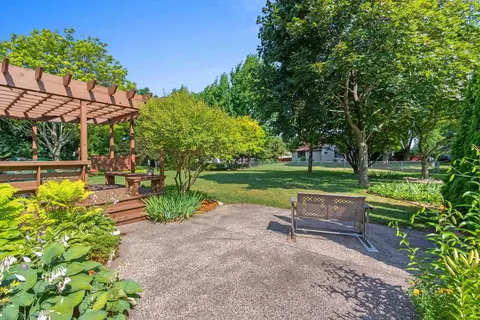 w2588 Colonial Court, Appleton, WI 54915 photo 47