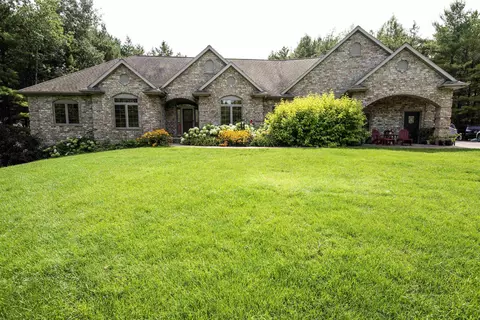 5690 Aspen Ct, Denmark, WI 54208