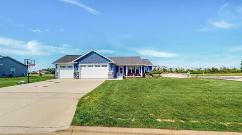 142 Fox Trl, Hilbert, WI 54129 photo 25