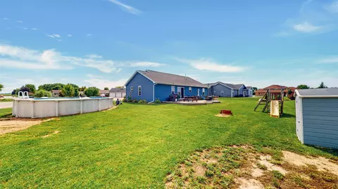 142 Fox Trl, Hilbert, WI 54129 photo 29