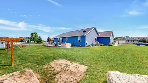 142 Fox Trl, Hilbert, WI 54129 photo 27