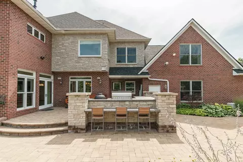 2310 E Stirling Pkwy, Appleton, WI 54913 photo 3
