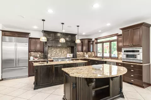 2310 E Stirling Pkwy, Appleton, WI 54913 photo 7
