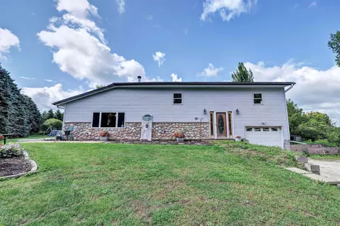 12027 Cth Z, Maribel, WI 54227