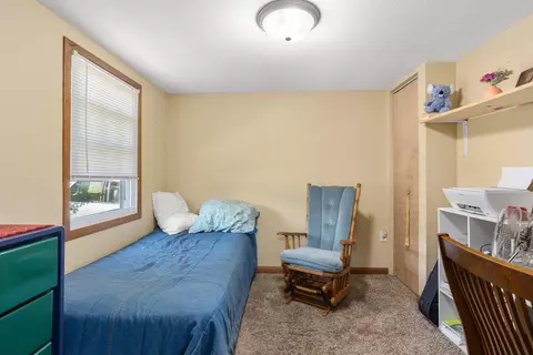 18 Garden Ct, Appleton, WI 54915 photo 9
