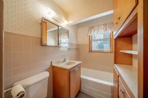 1315 E Byrd St, Appleton, WI 54911 photo 11
