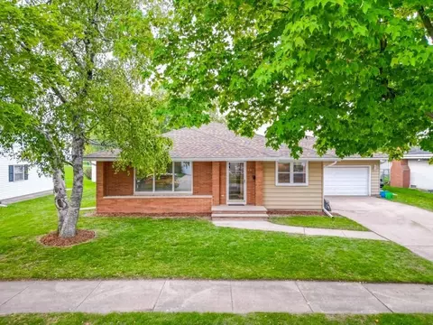 330 W Michigan St, Appleton, WI 54911 photo 4