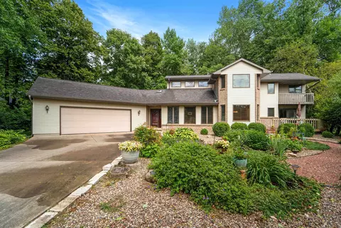 n1471 Keimar Court, Greenville, WI 54942