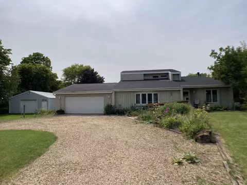 n6499 Isaacson Road, Cecil, WI 54111