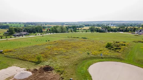 n5628 Grogan Heights #73, Hilbert, WI 54129