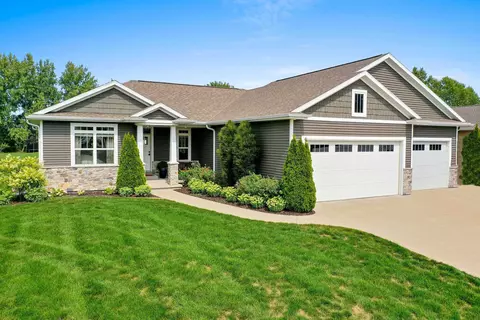 1983 Pheasant Run Trl, De Pere, WI 54115