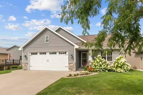 5321 N Haymeadow Ave, Appleton, WI 54913