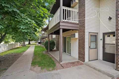 1043 Marvelle Ln #A15, Ashwaubenon, WI 54304