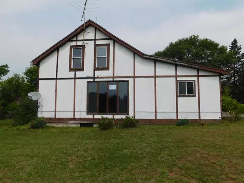 w7902 Kaiko Road, Wausaukee, WI 54177