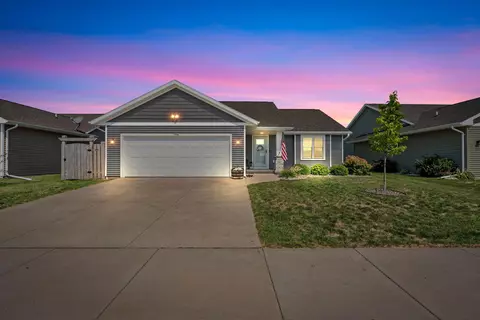 3364 Mockingbird Way, Oshkosh, WI 54904