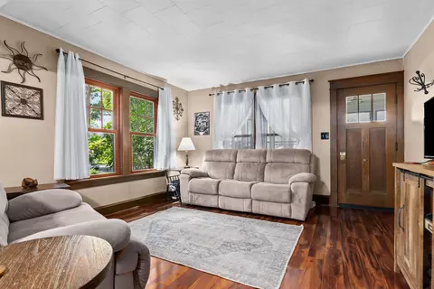 501 E Circle St, Appleton, WI 54911 photo 2