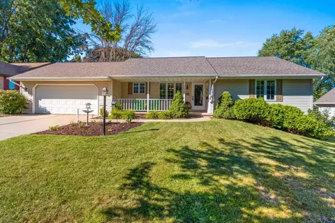 2638 Red Fern Ln, Green Bay, WI 54304