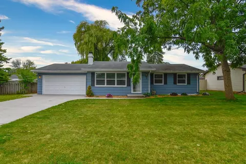 1841 Adler Way, Green Bay, WI 54303