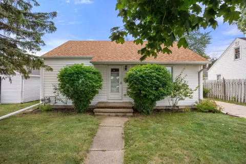 1901 N Locust St, Appleton, WI 54914