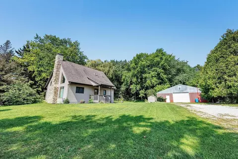 e2890 Phone Lane, Kewaunee, WI 54216