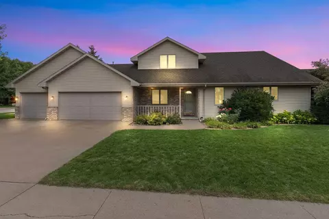 1618 Biscayne Dr, Little Chute, WI 54140