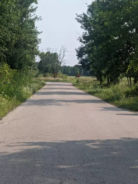 2944 Huebscher Rd, Abrams, WI 54101 photo 2