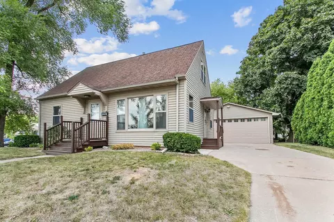 410 W Ryan St, Brillion, WI 54110