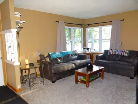502 E Calumet St, Appleton, WI 54915 photo 2