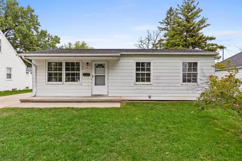 613 Cleveland St, Neenah, WI 54956
