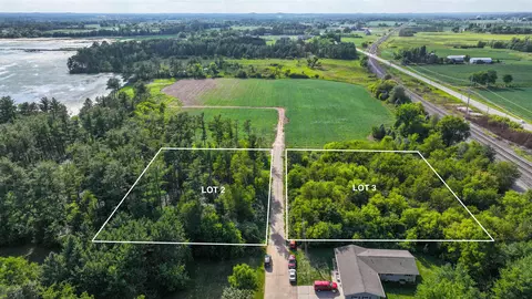 3 Rd Ave #3, Weyauwega, WI 54983