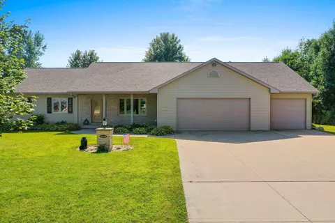 4649 Winding Creek Trl, Abrams, WI 54101