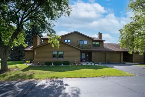 1120 Brittany Ct # 79, Neenah, WI 54956