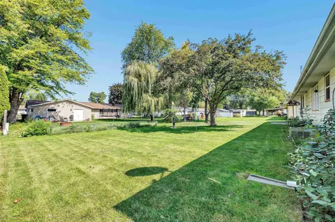 1064 Main St, Wrightstown, WI 54180 photo 3