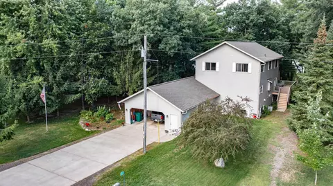 n1339 Speer Road, Waupaca, WI 54981