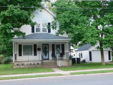 616 S Evergreen St, Shawano, WI 54166