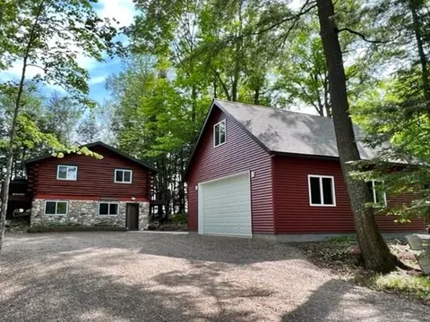 n20827 Oneonta Drive, Fence, WI 54120
