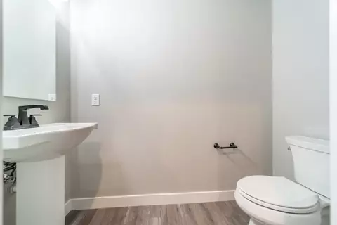 Bath - 5756 N Yosemite Ln, Appleton, WI 54913 photo 1 of 5