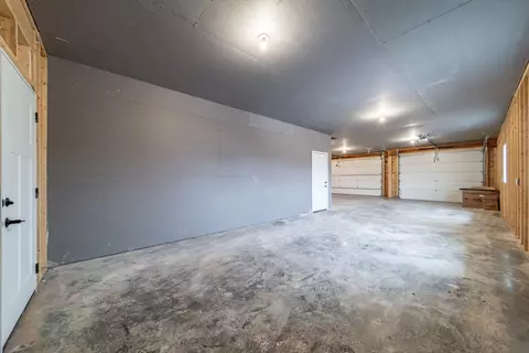 Exterior - 5756 N Yosemite Ln, Appleton, WI 54913 photo 7 of 10