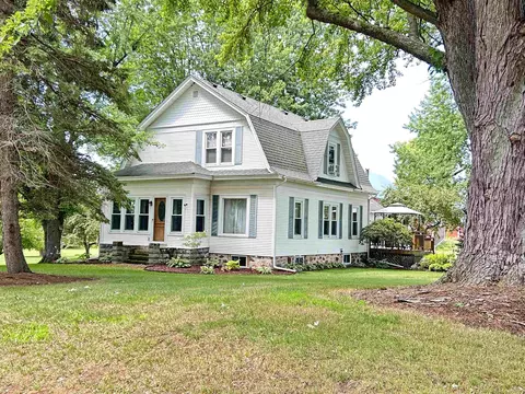 8331 County Road M, Larsen, WI 54947