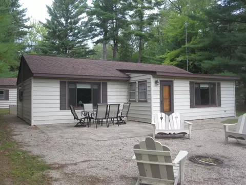 n7227 Stroika Court, Crivitz, WI 54114