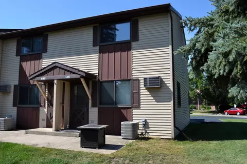 2517 Fond Du Lac Rd, Oshkosh, WI 54902