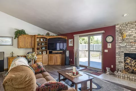 3304 N Whitney Dr, Appleton, WI 54914 photo 12