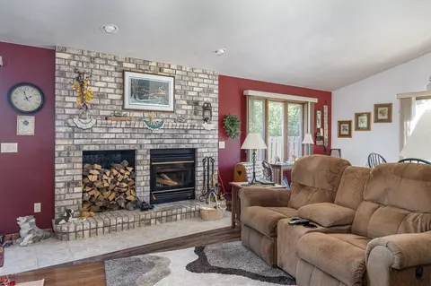3304 N Whitney Dr, Appleton, WI 54914 photo 13